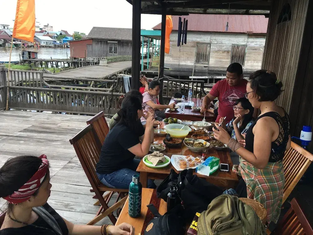 Arut Riverside Guesthouse