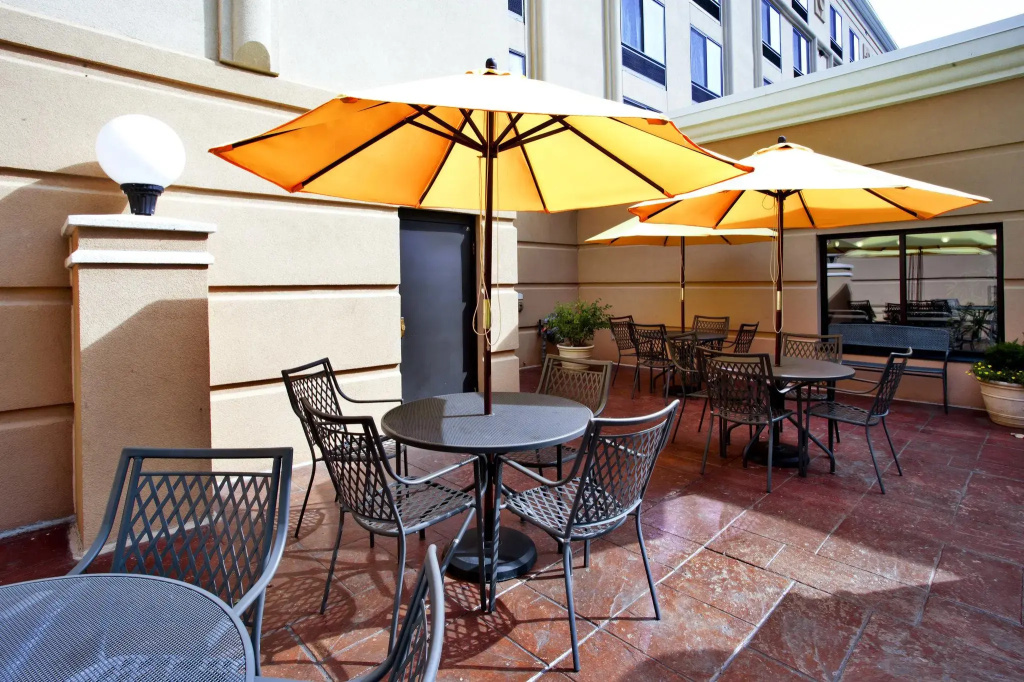 Holiday Inn Hotel & Suites Ann Arbor University of Michigan Area by IHG