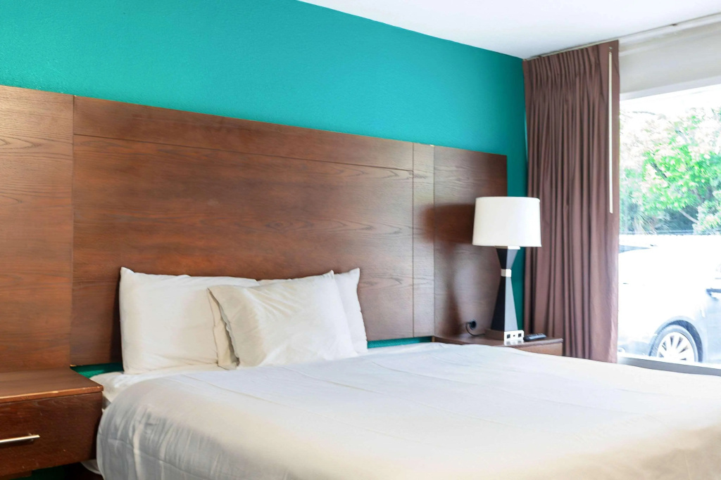 Rodeway Inn