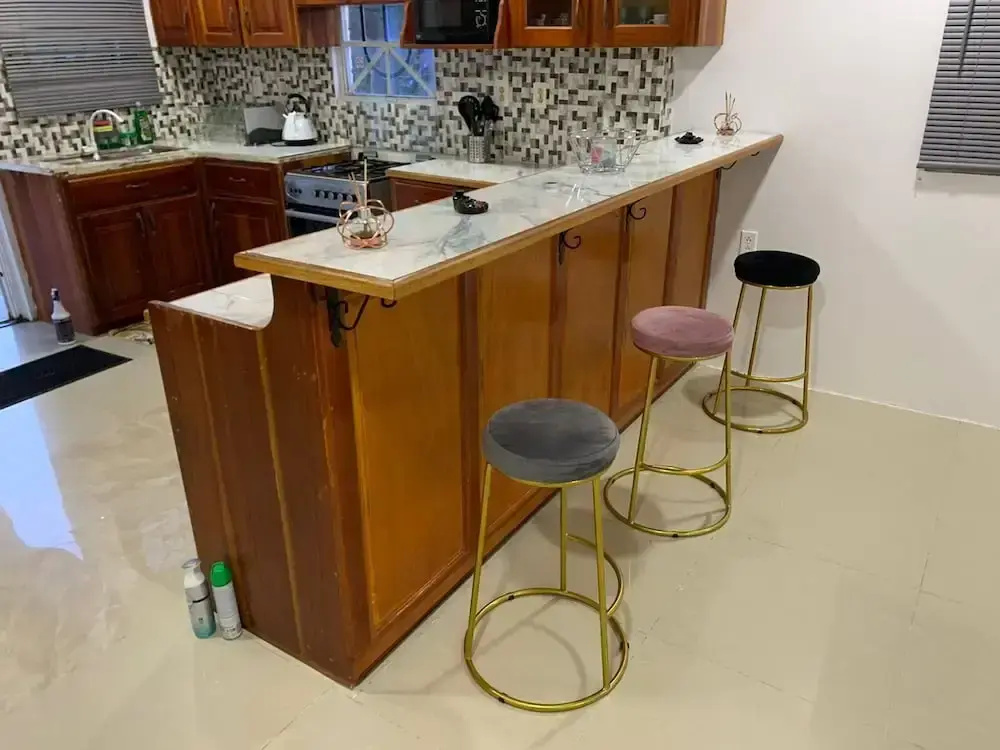 2 Bed Apartment - Sleeps 4 - Parking - Wifi