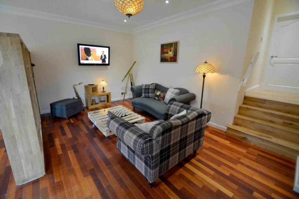 The Steadings Log Cabins
