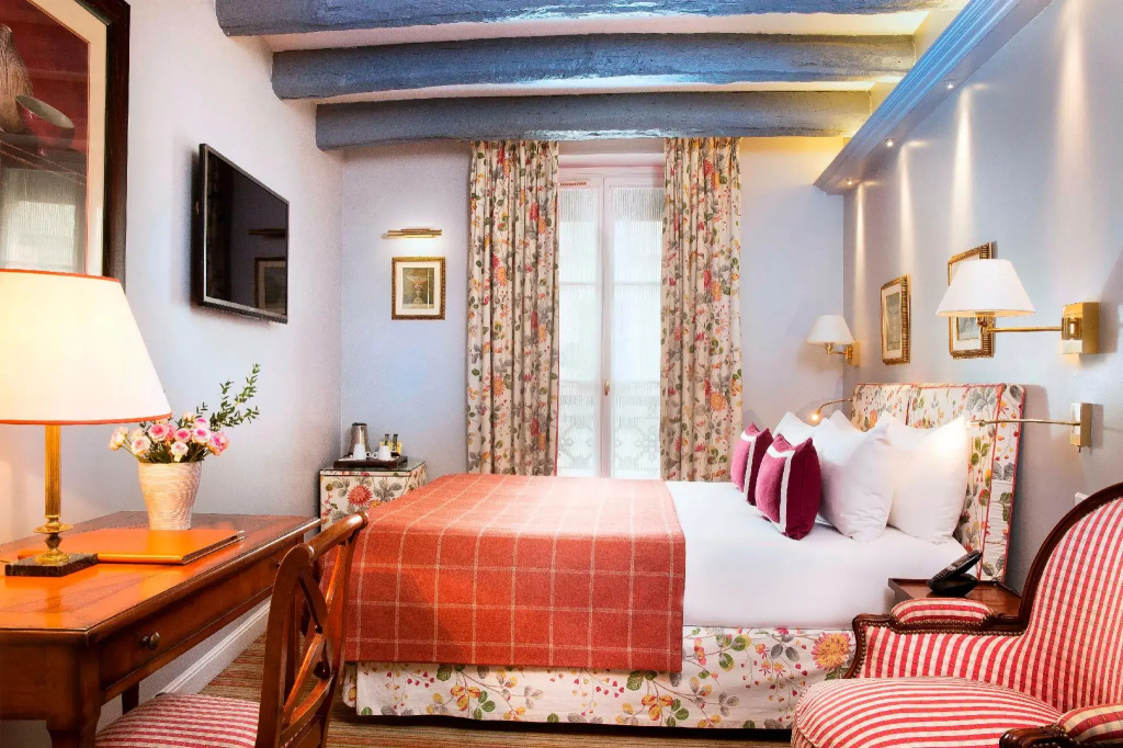 Le Relais Montmartre