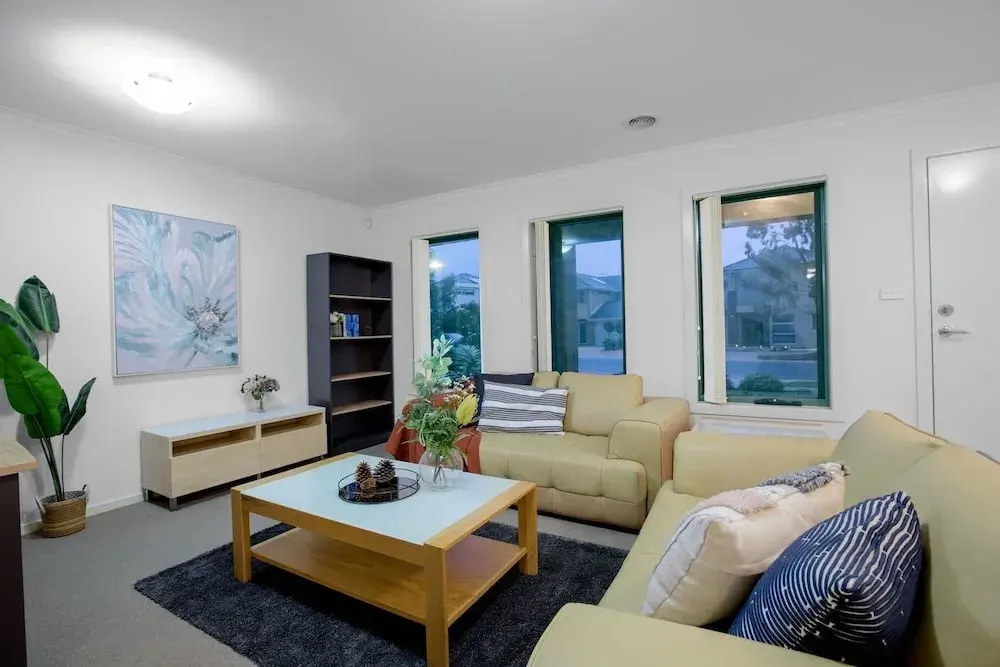 104 Sanctuary Lake Donatella Retreat
