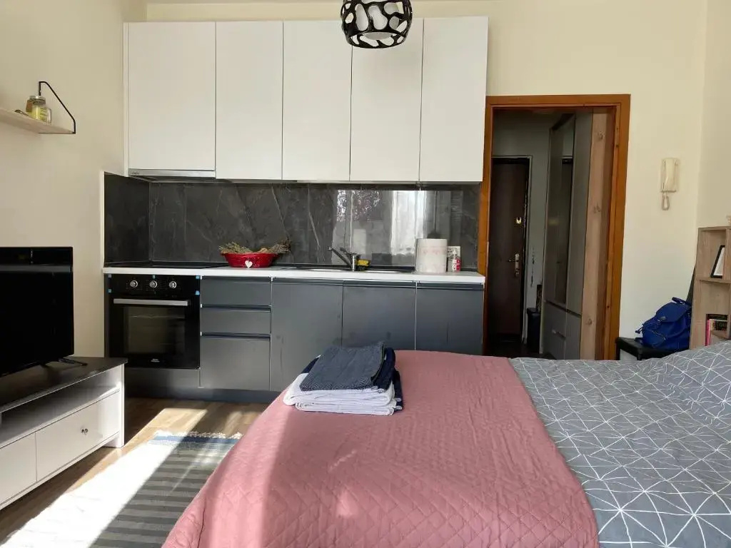 Lovely one bedroom studio in Tirana