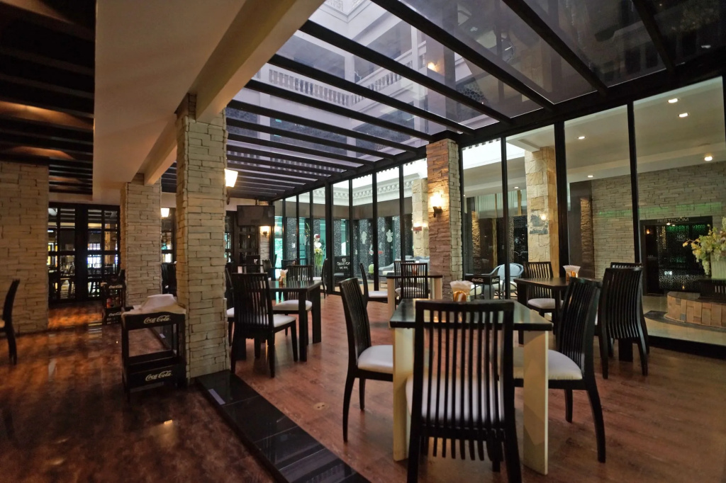 Kiss Gardenhome Chic Hotel