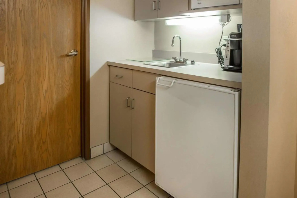 Wingate by Wyndham Pittsburgh New Stanton