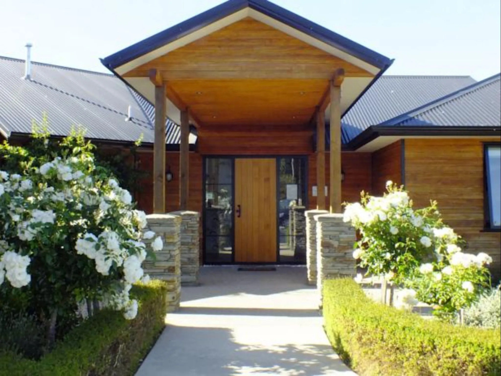Wanaka Alpine Lodge