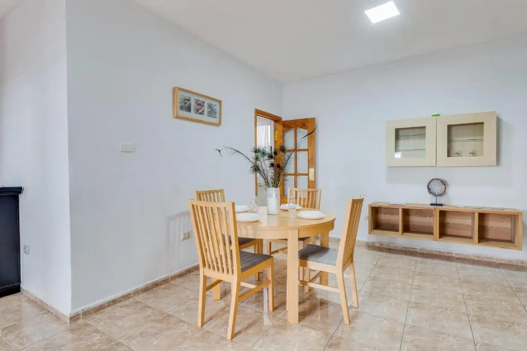Three bedroom apartment ii near Sc
