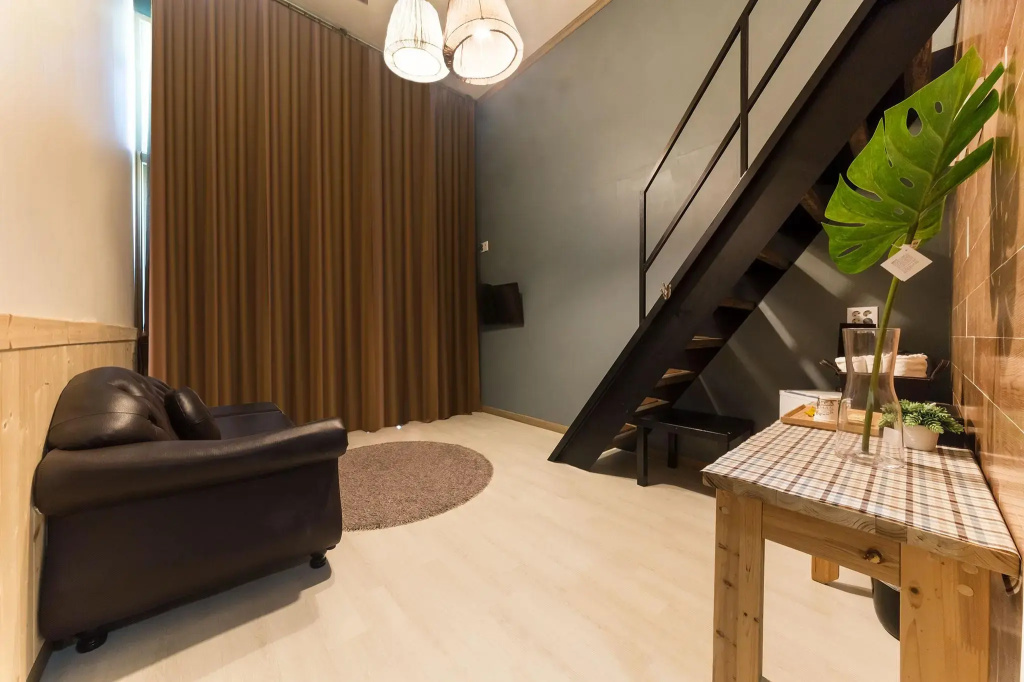 Hotel Hue Loft
