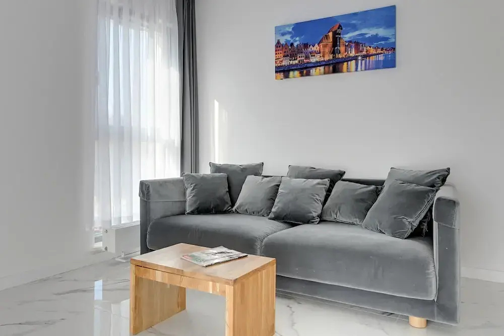 Flats For Rent - Apartment by the sea