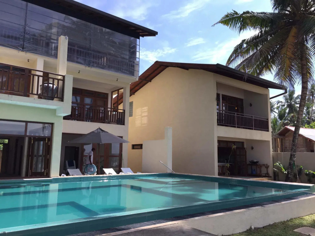 Chillax Villas