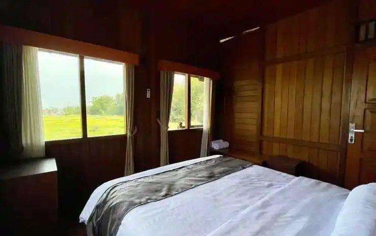 Tomohon Private Pool Villa Batu