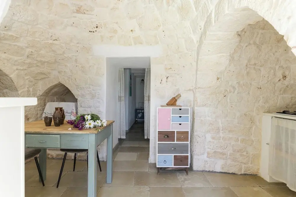Trullo Mandorlo by Wonderful Italy