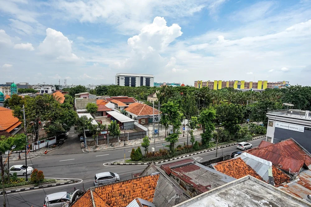 Urbanview Hotel Syariah Graha 8 Bubutan Surabaya