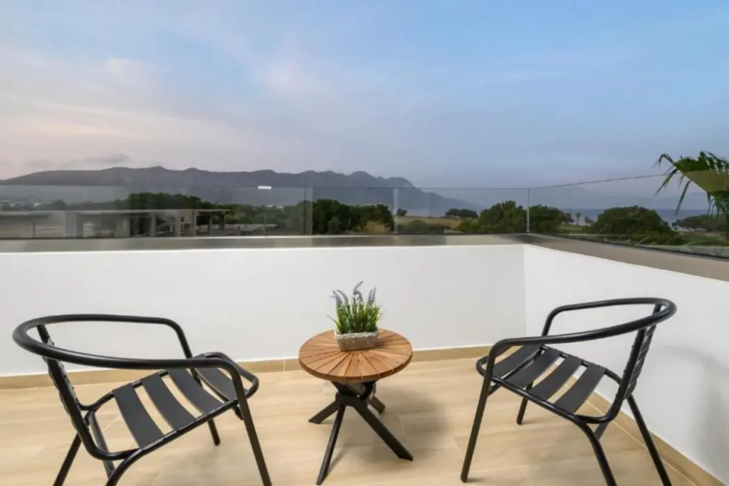 Nicolas Grand Suites, Adults Only