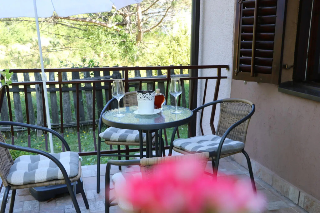 Holiday Home "Iris" near Plitvice Lakes