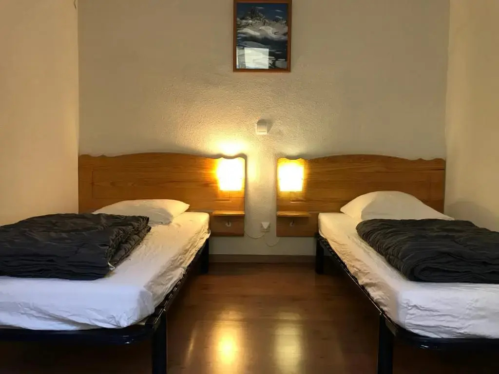 Grand T3 centre Cauterets 6 à 8 pers. WIFI. Balcon