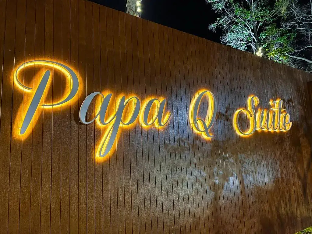 PaPa Q suite Resort