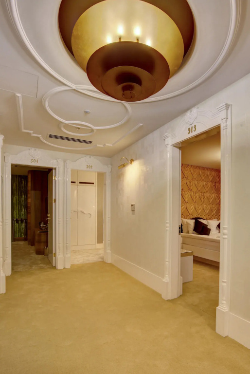 Golden Pars Hotel