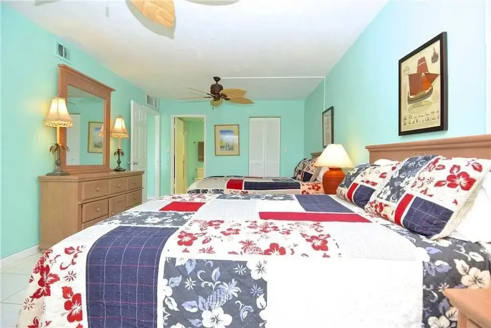 Palm Bay Club G46 - One Bedroom Condo