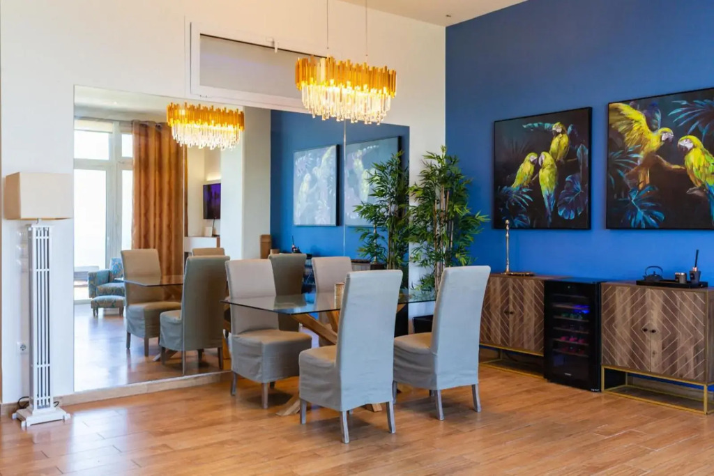 FlyViewFlatsGOLD PrivateHotTub with SeaView