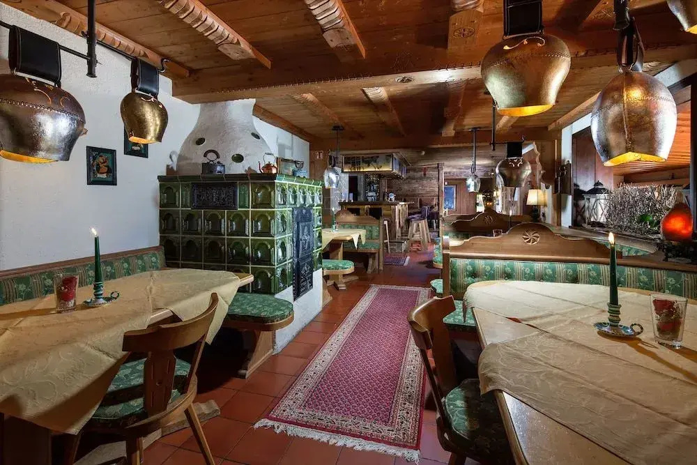 Alm- & Wellnesshotel Alpenhof