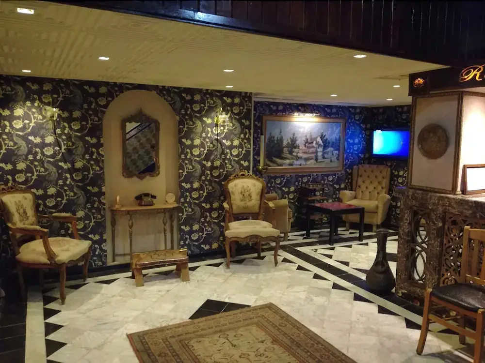 HOTEL REGINA