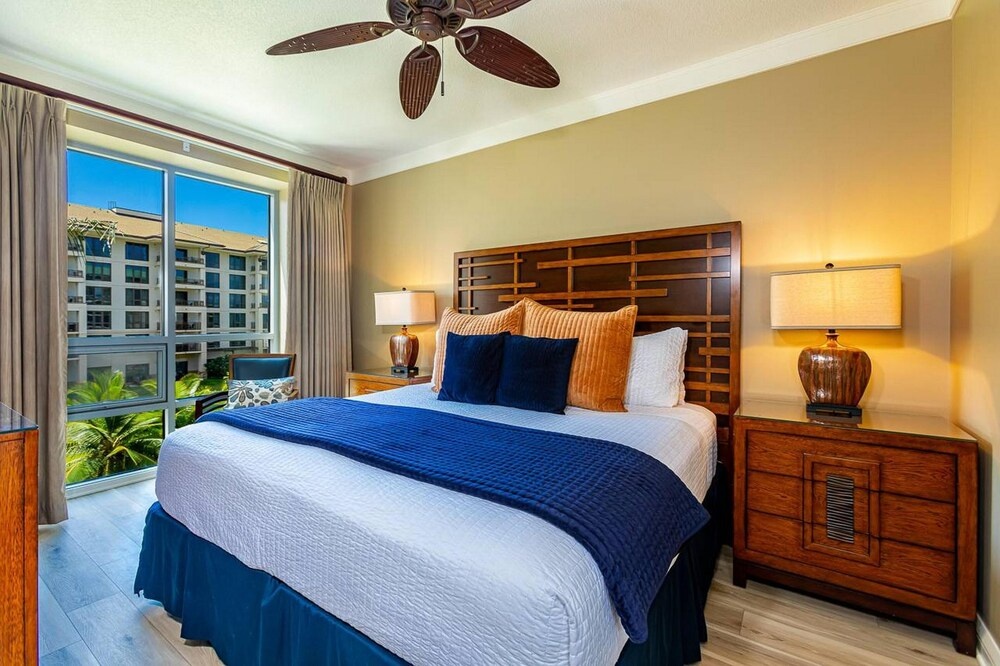 W-Honua Kai Hokulani 310 by Coldwell Banker Island Vacations