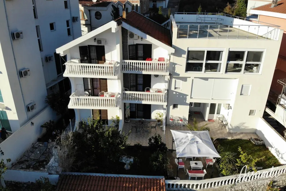 Apartmani Becici