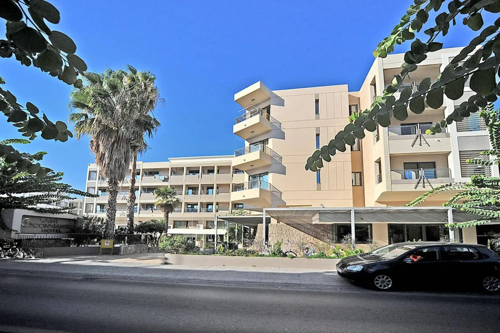 Saint Constantin Hotel