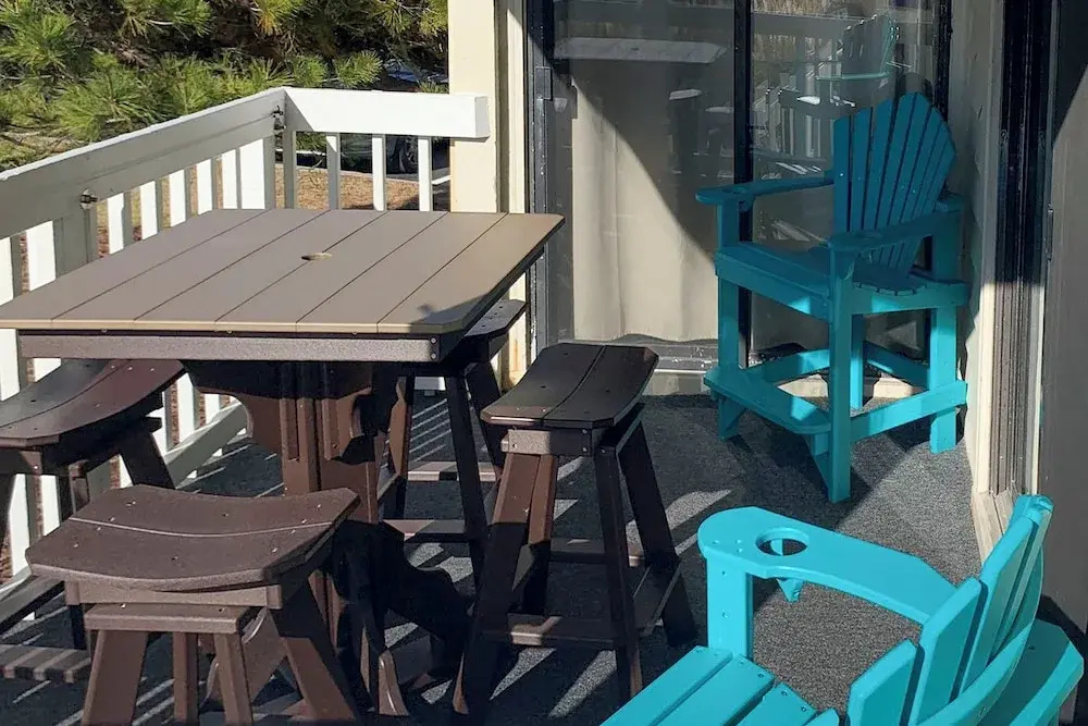 Emerald Isle Resort-style Condo: Walk to Beaches!