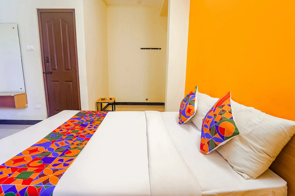 FabHotel Virksham