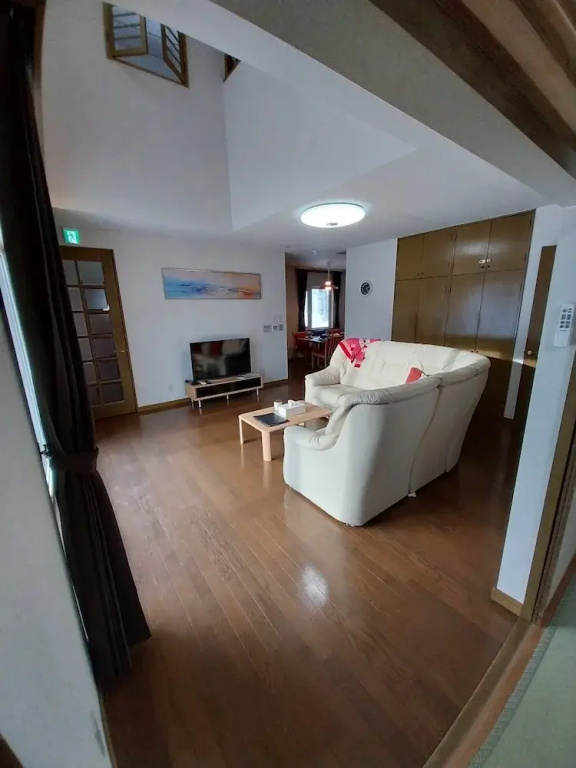 Miyuki Townhouse