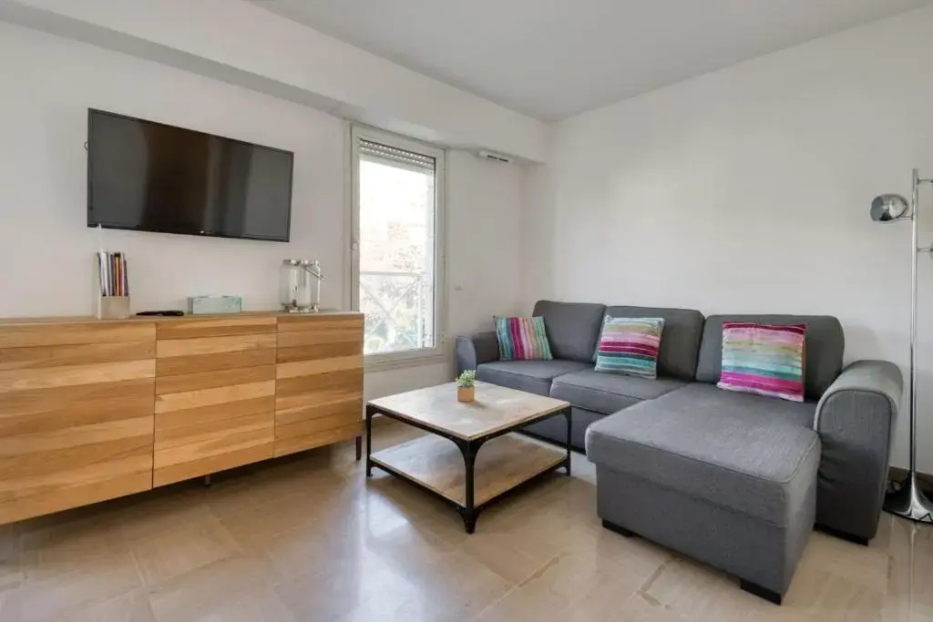 Nice flat with pool 5 min to the beach in Cannes - Welkeys