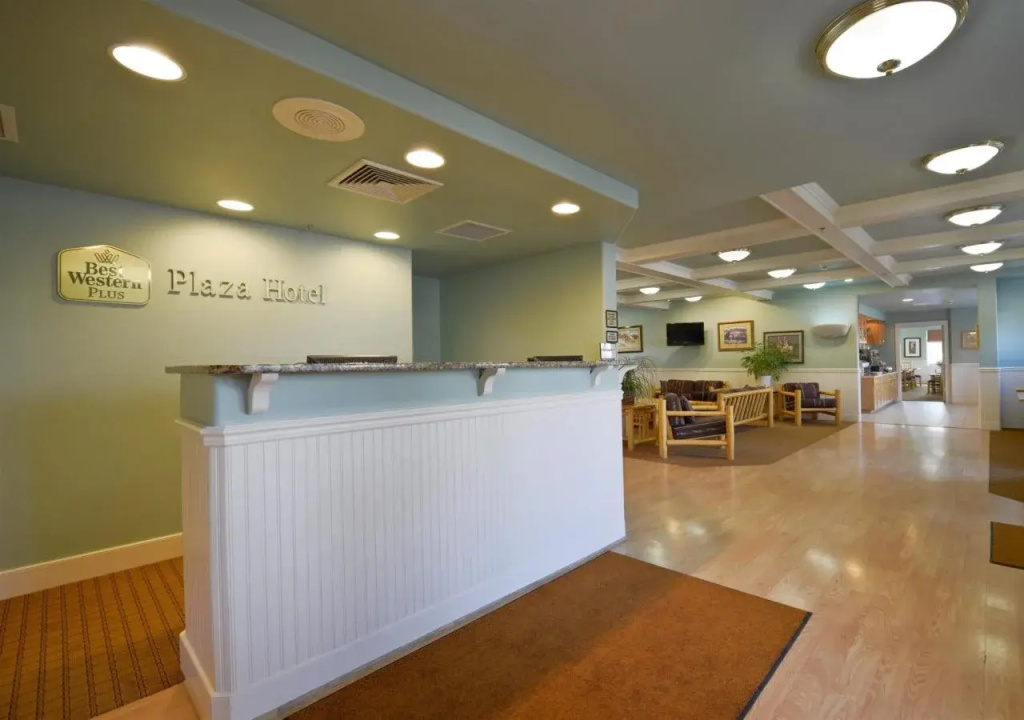 Best Western Plus Plaza Hotel