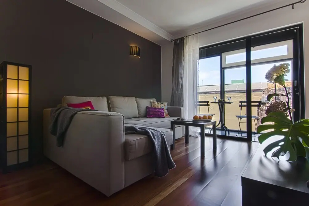 Castillo Apartments