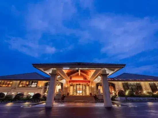 Canghai Golf art Hotel