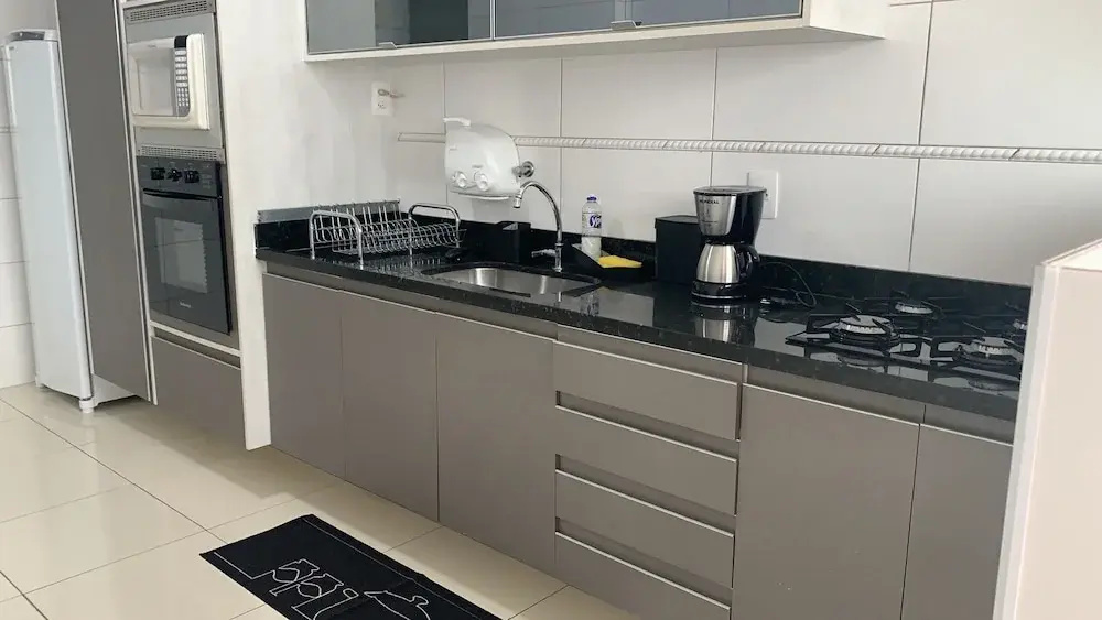 Apartamento Completo Guilhermina 82