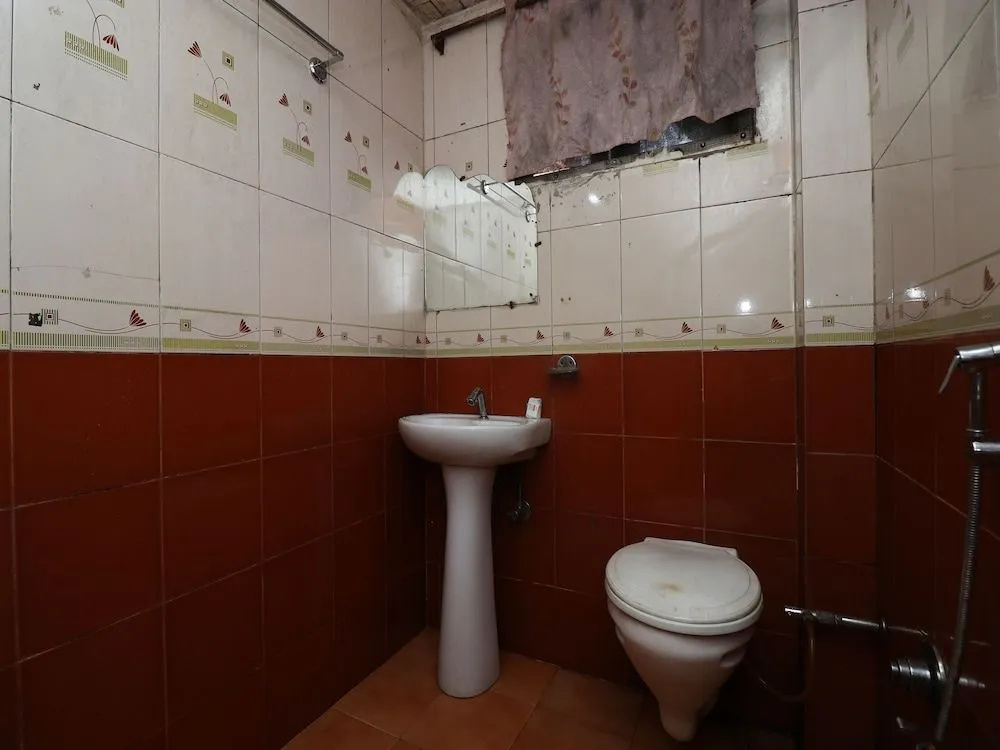 OYO 22675 Hotel Prateek