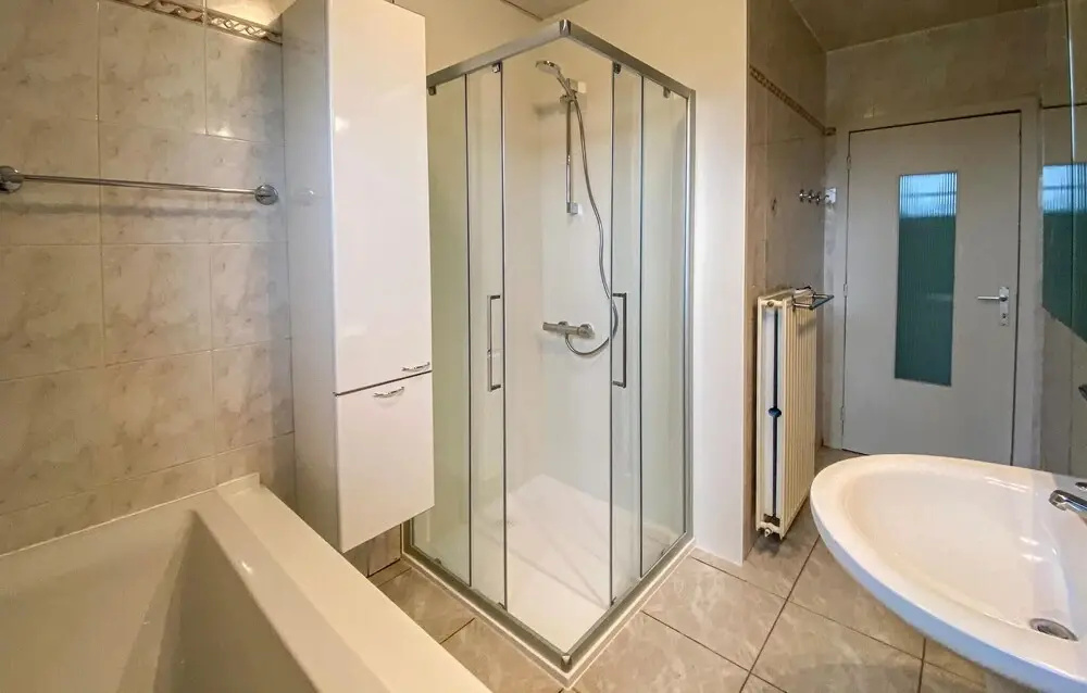 Stunning Home in Lo-reninge With Wifi and 3 Bedrooms