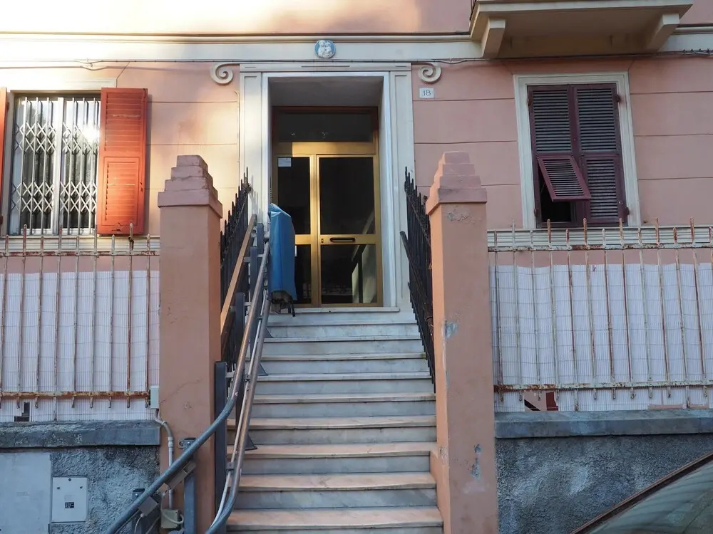 La Porta Accanto