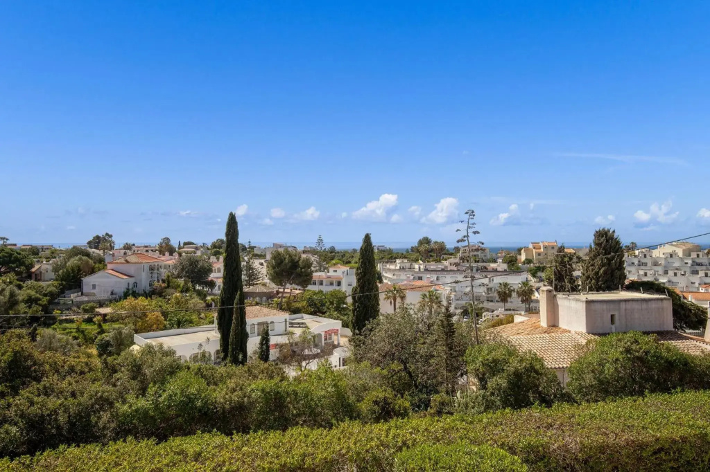 Carvoeiro -Spacious 2 bedroom appartment with pool - Monte Dourado