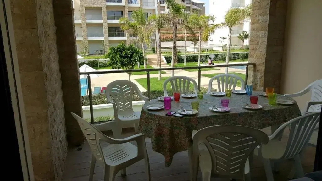 Plage Des Nations Apartment