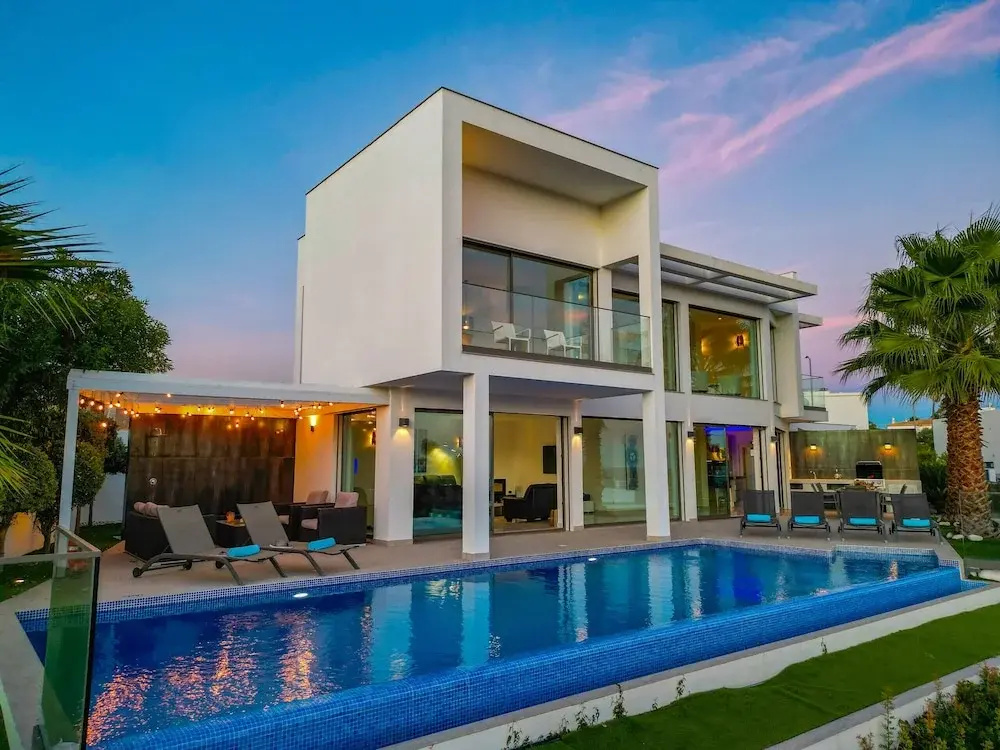 Villa Charlotte by Algarve Vacation