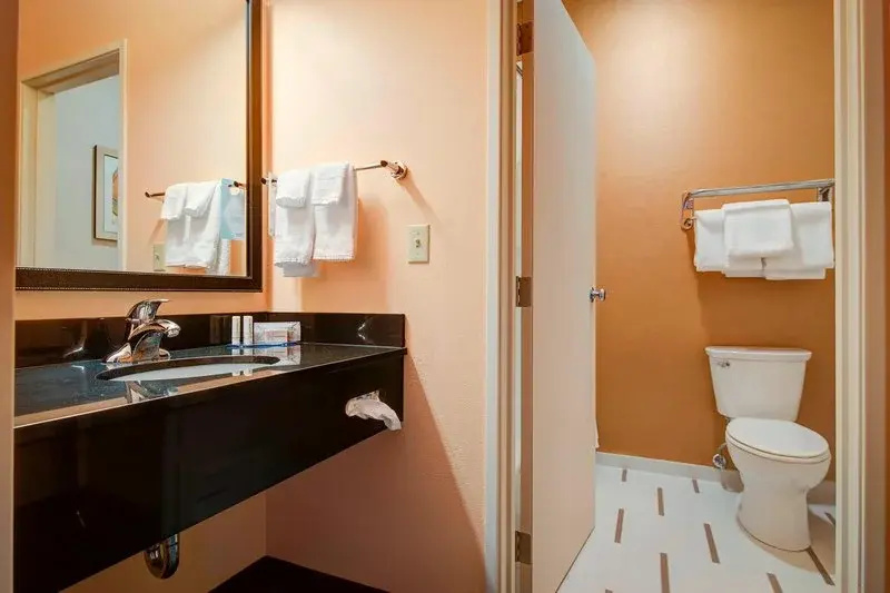 Comfort Inn & Suites Green Bay Stadium Area