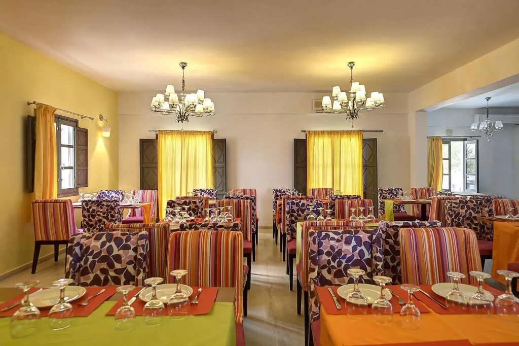 Hotel Omiros