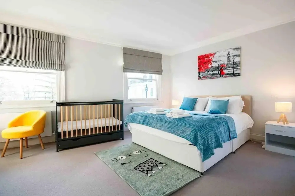 Spacious & Modern 3brs House in Central London