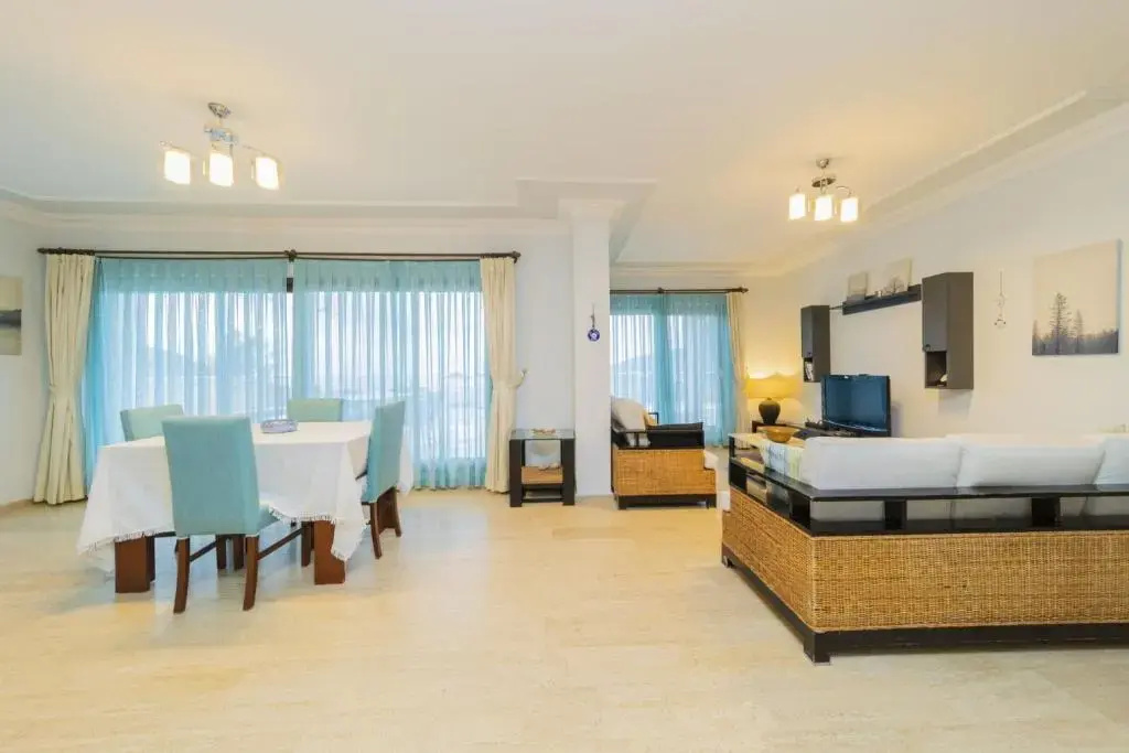 Gorgeous Sea View Flat With Pool in Antalya Kalkan