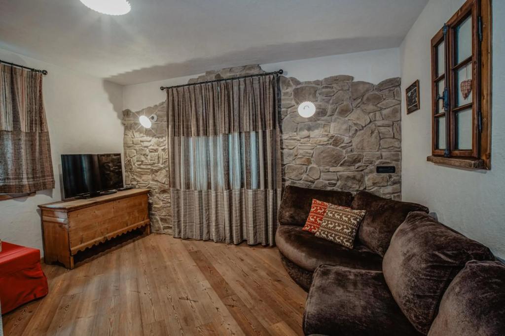 Pradella Apartments