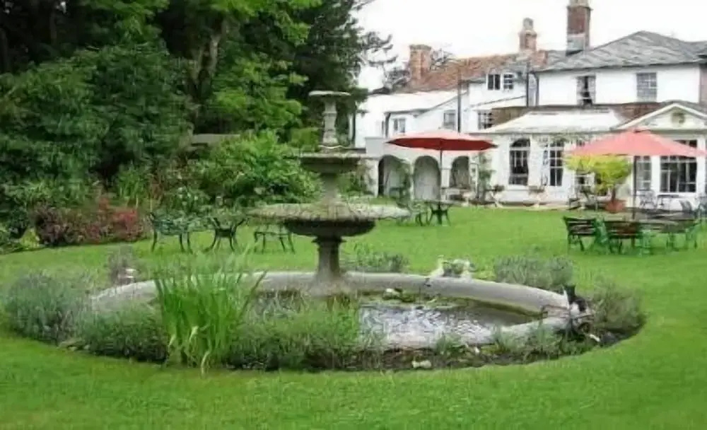 Antrobus Hotel